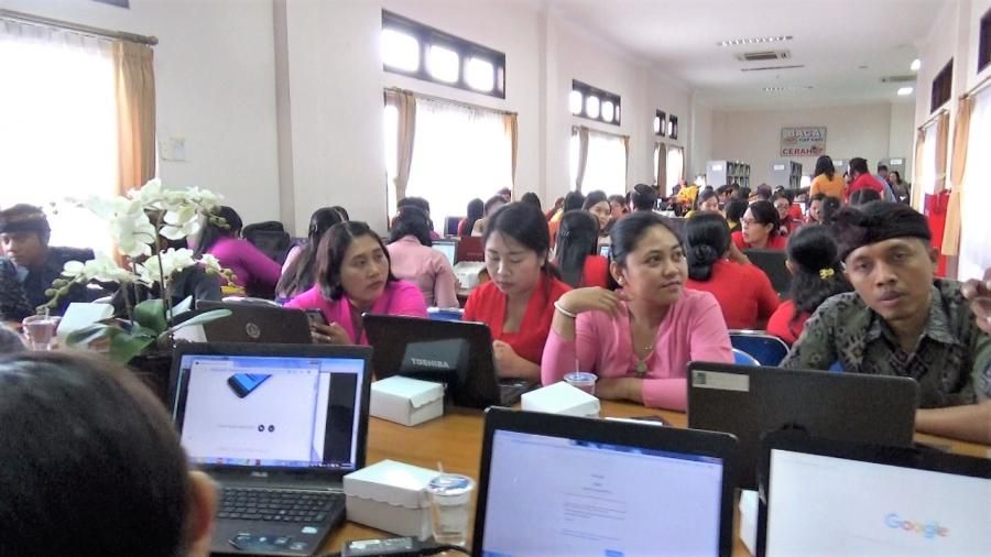 podiumnews.com-Badung Siapkan i-Badung pada Laptop Siswa